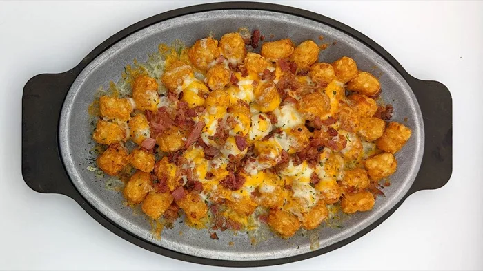 Loaded tater tots at Venus III